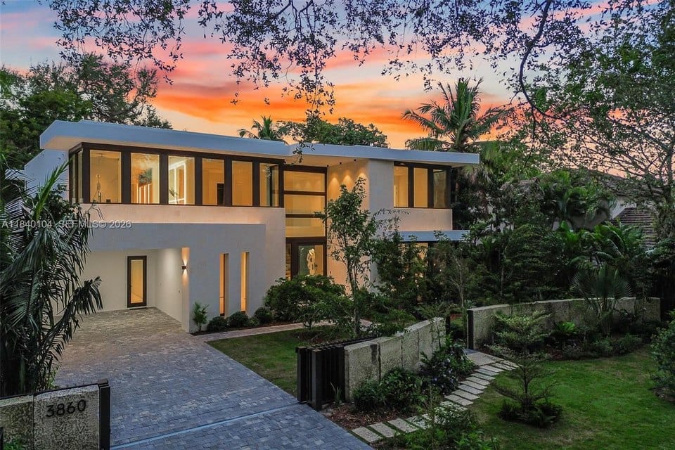 how to sell luxury home miami